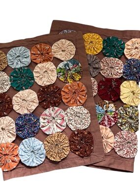 Vintage Handmade Patchwork Yo-Yo Quilt Placemats (2)
